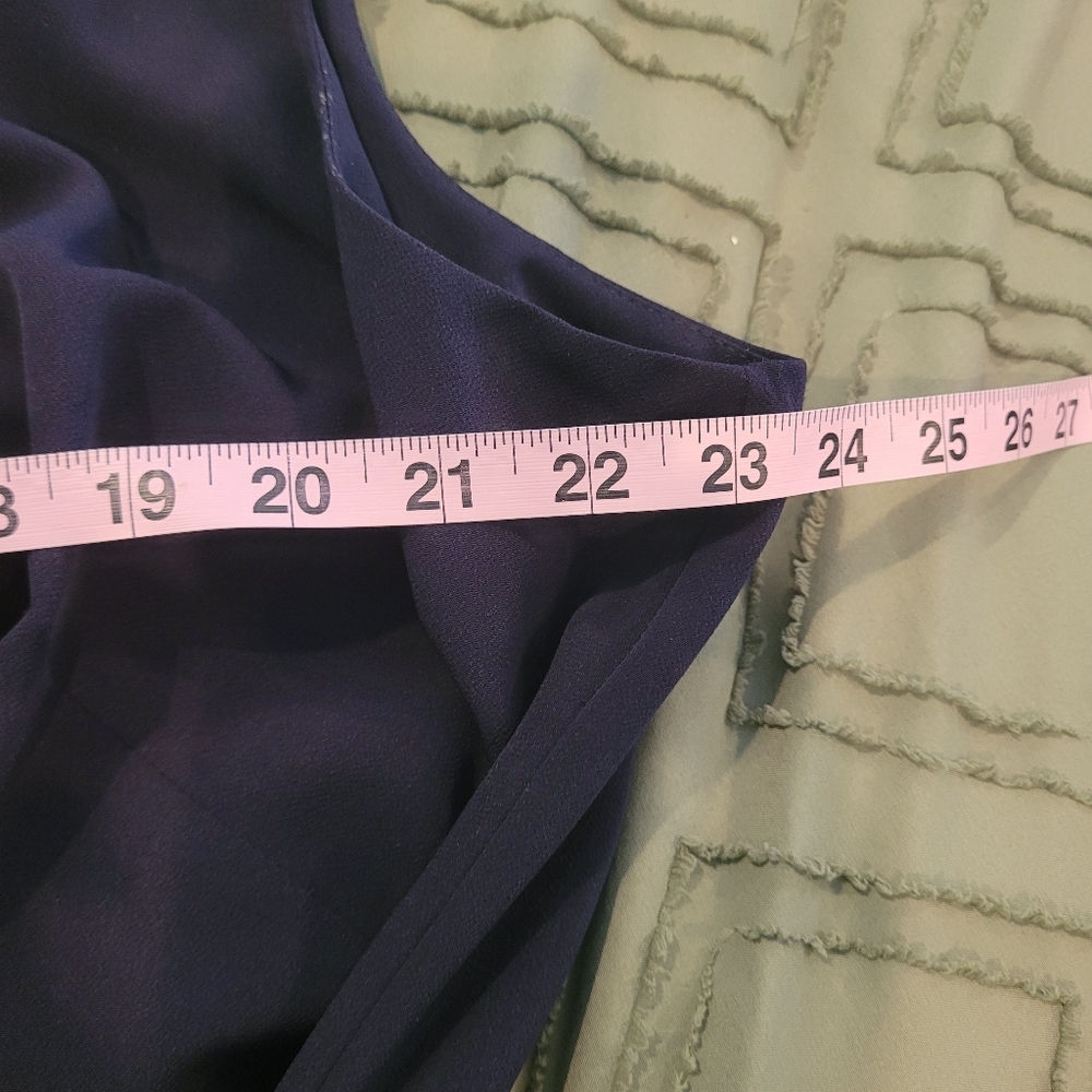 Sabrina Collective blue jumpsuit. Short sleeve. Hidden zipper in the ba… - Picture 8 of 8